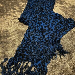 Chic Scarf Set of Three